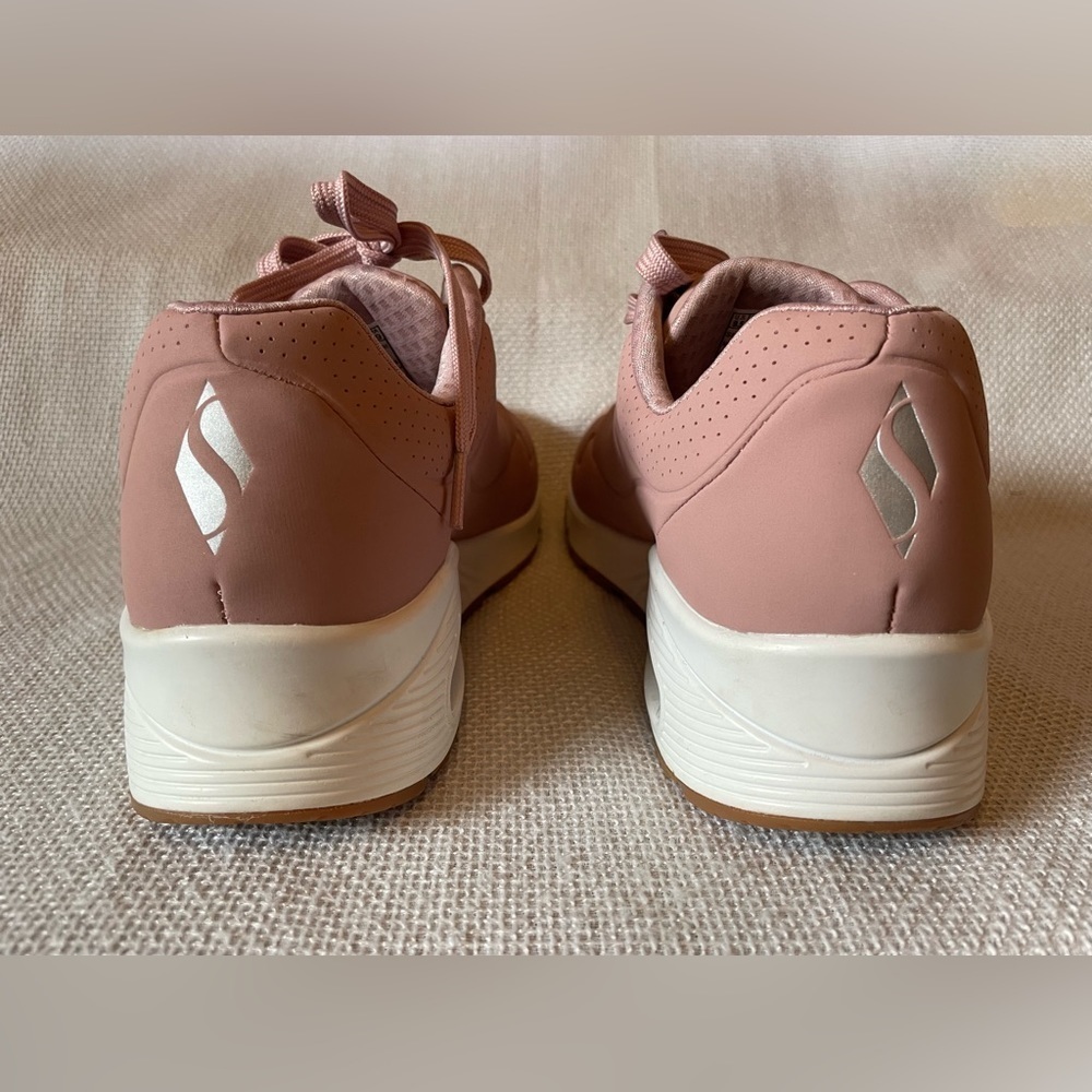 Skechers Uno Stand On blush sneakers - Picture 2 of 7